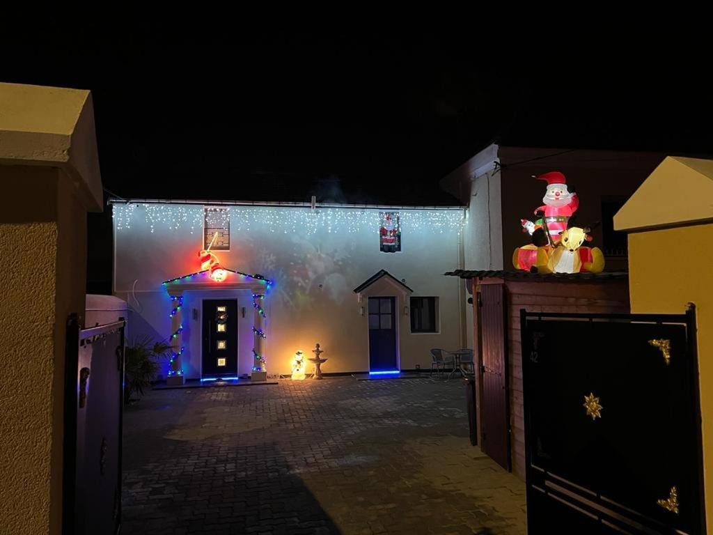 Kings Villa Near Disneyland Reserved Only For Family With Kids Saint-Germain-sur-Morin Exterior foto